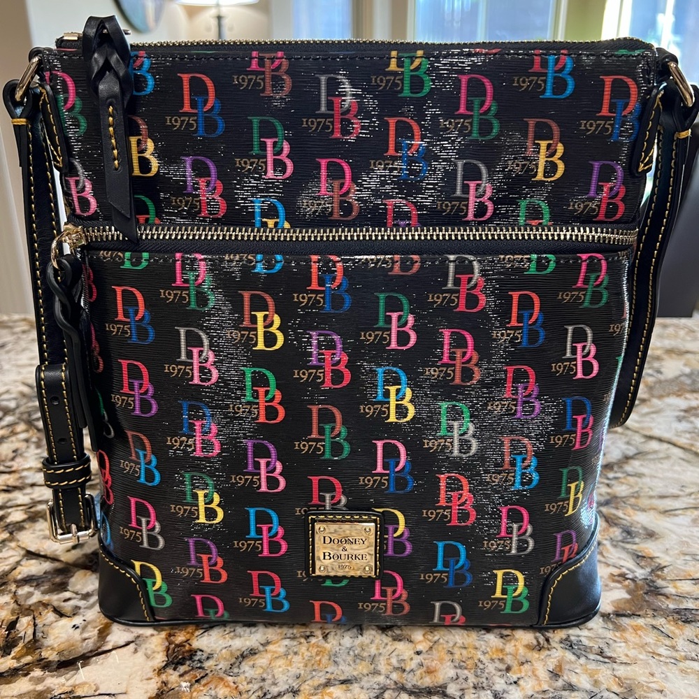 Dooney and Bourke 1975 Crossbody